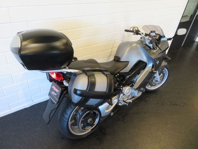 bmw - f-800-st