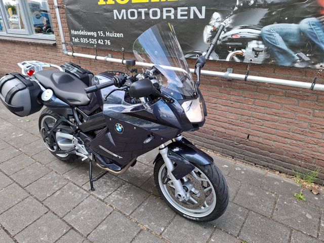 bmw - f-800-st