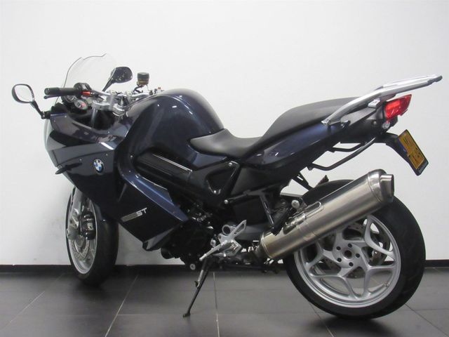 bmw - f-800-st