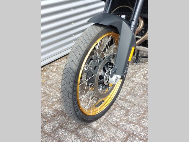 bmw - f-850-gs-40-years-edition