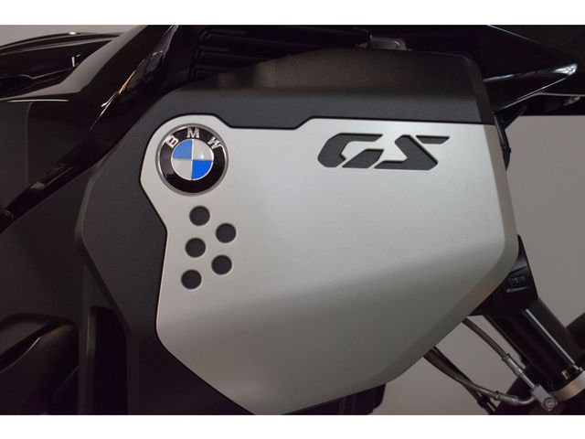 bmw - f-900-gs-adventure