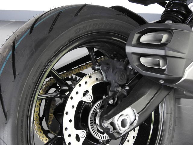 bmw - f-900-r