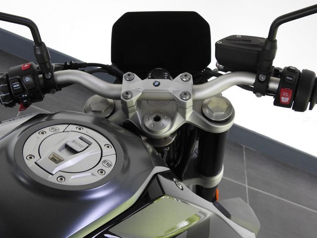 bmw - f-900-r