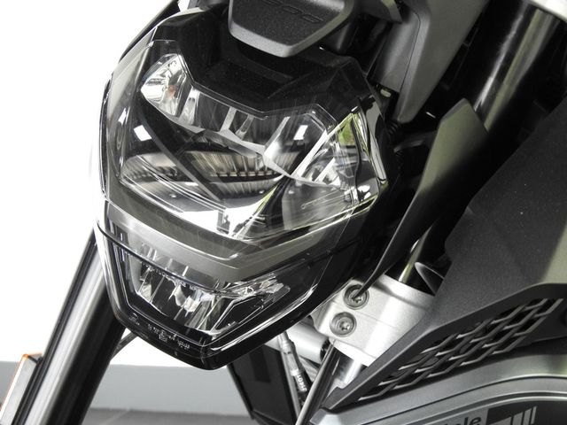 bmw - f-900-r