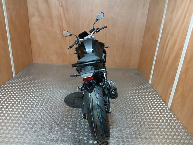 bmw - f-900-r