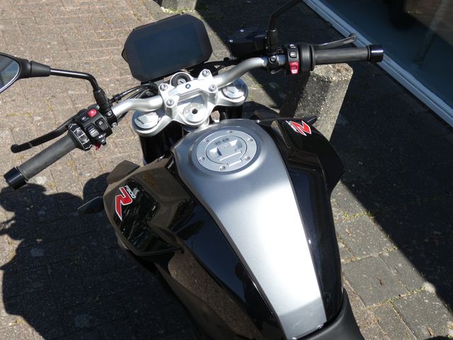 bmw - f-900-r