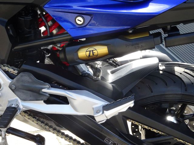 bmw - f-900-r
