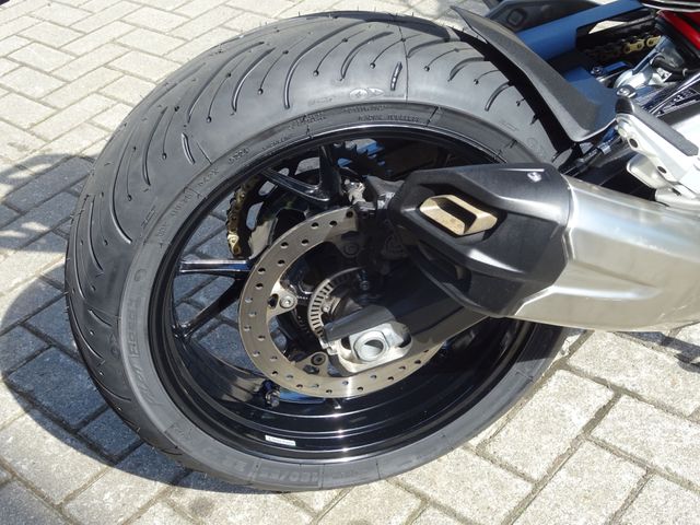 bmw - f-900-r