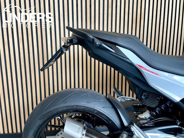 bmw - f-900-r