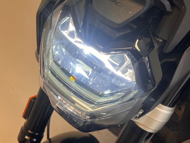 bmw - f-900-r