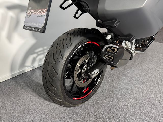 bmw - f-900-xr