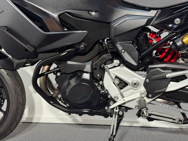bmw - f-900-xr