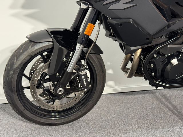 bmw - f-900-xr