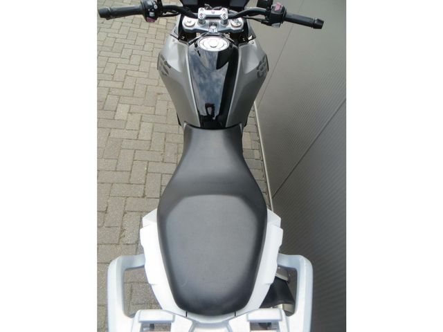 bmw - g-310-gs