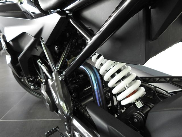 bmw - g-310-r