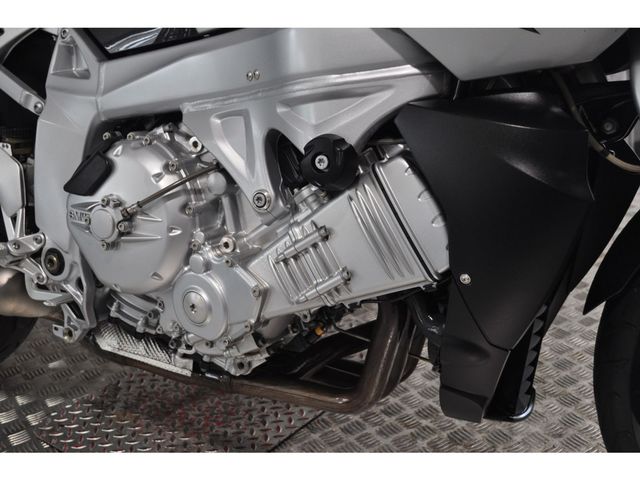 bmw - k-1200-r-abs-esa
