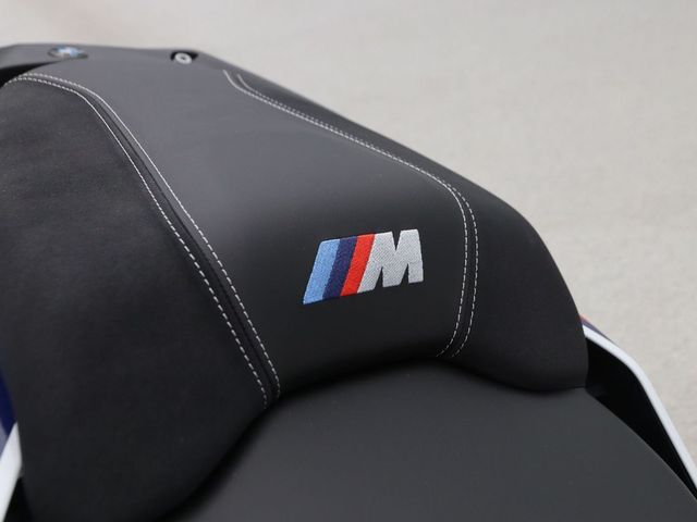 bmw - m-1000-xr