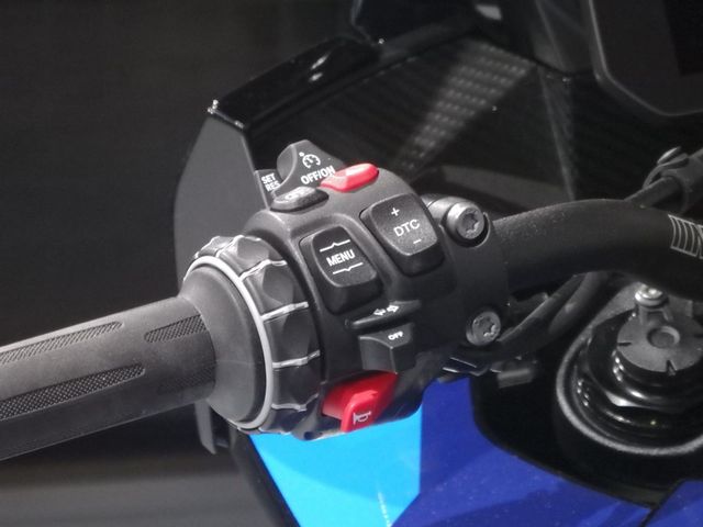 bmw - m-1000-xr