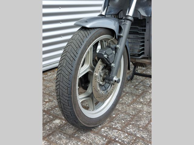 bmw - r-100-rt-classic