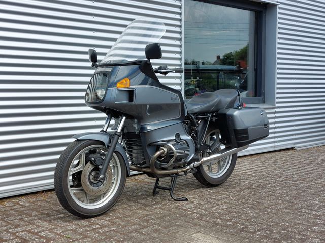bmw - r-100-rt-classic