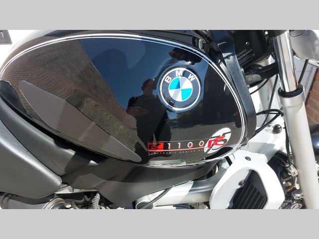 bmw - r-1100-r-abs