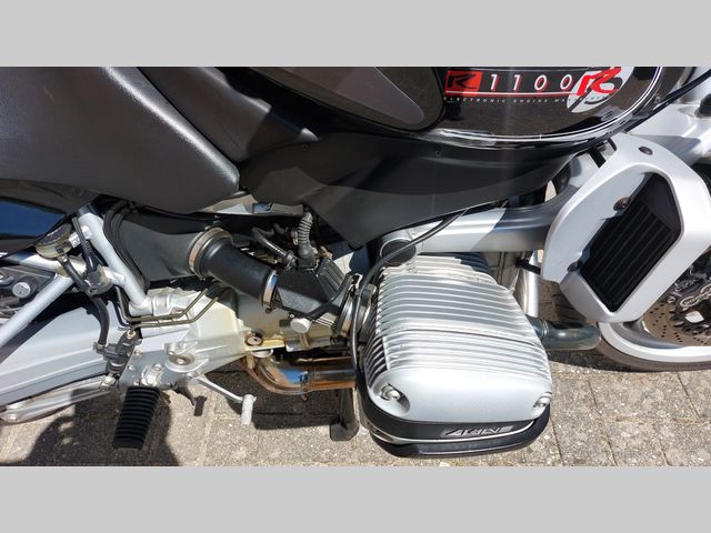 bmw - r-1100-r-abs