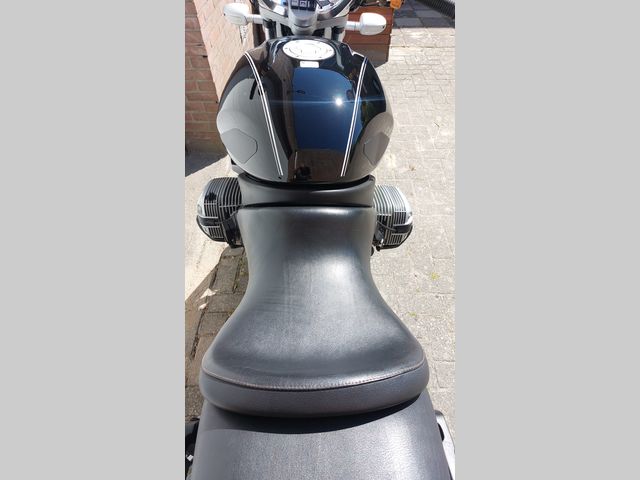 bmw - r-1100-r-abs