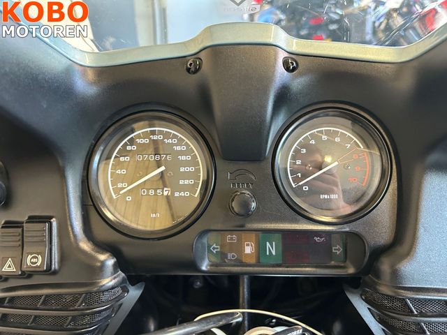 bmw - r-1100-rt