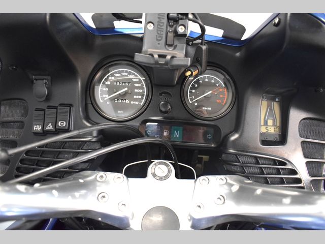 bmw - r-1100-rt