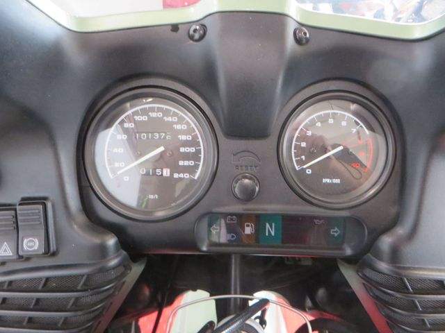 bmw - r-1100-rt