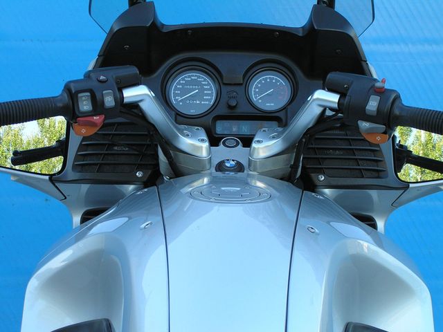 bmw - r-1150-rt