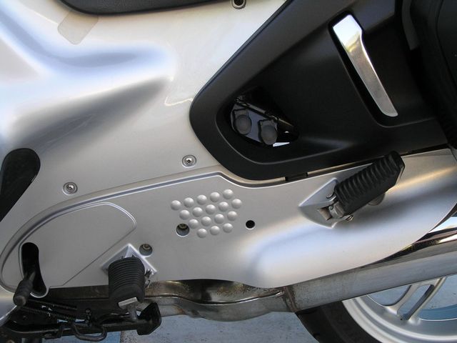 bmw - r-1150-rt
