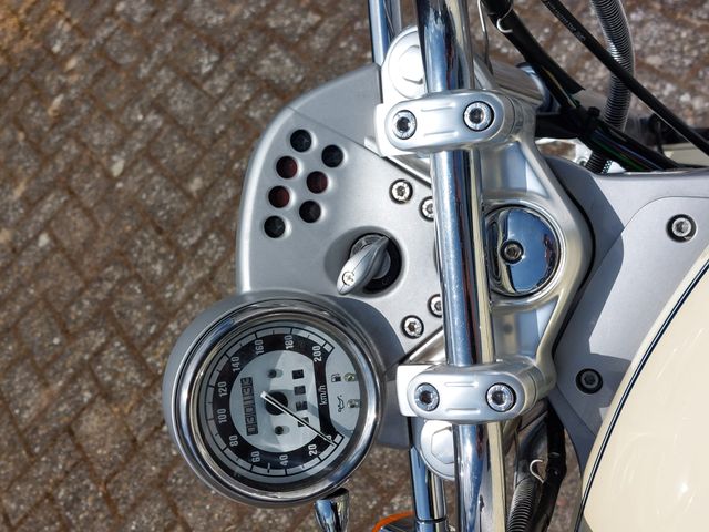 bmw - r-1200-c-abs