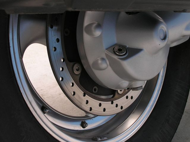 bmw - r-1200-c-independent