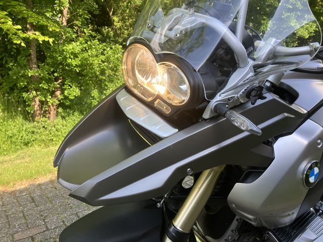 bmw - r-1200-gs