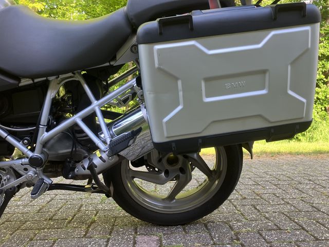 bmw - r-1200-gs