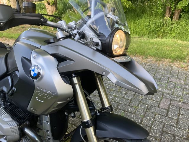 bmw - r-1200-gs