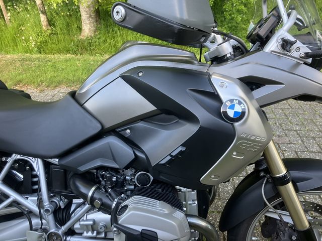 bmw - r-1200-gs