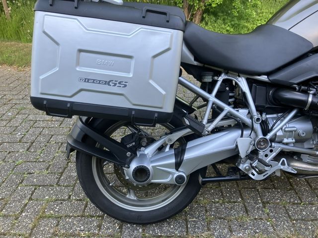 bmw - r-1200-gs
