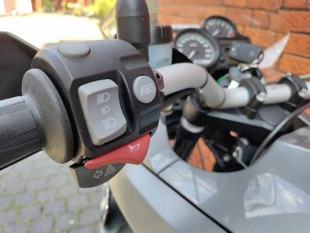 bmw - r-1200-gs