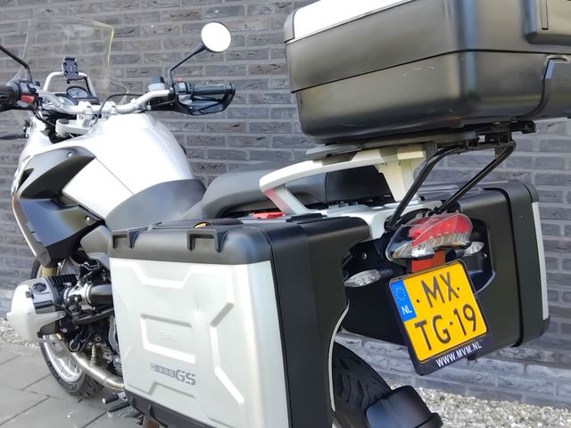 bmw - r-1200-gs
