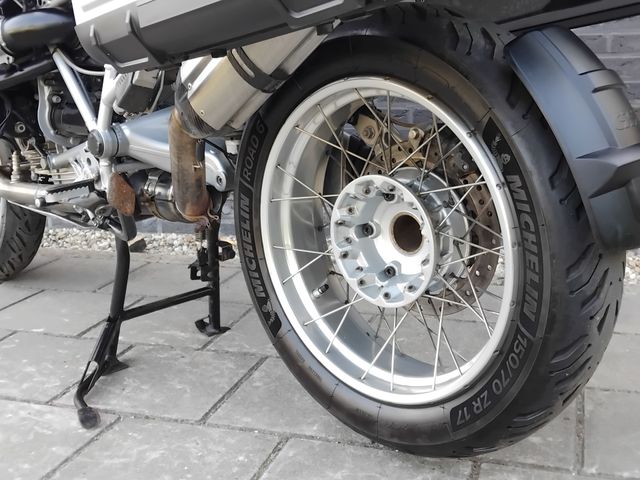 bmw - r-1200-gs