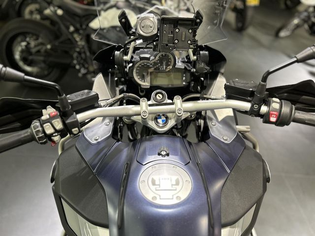 bmw - r-1200-gs-adventure