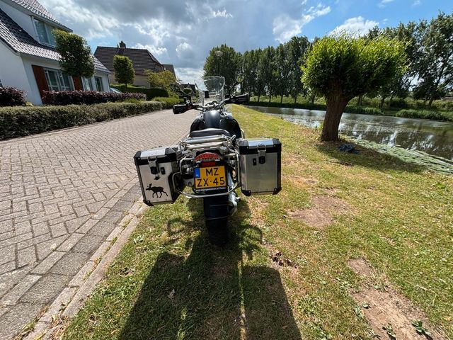 bmw - r-1200-gs-adventure