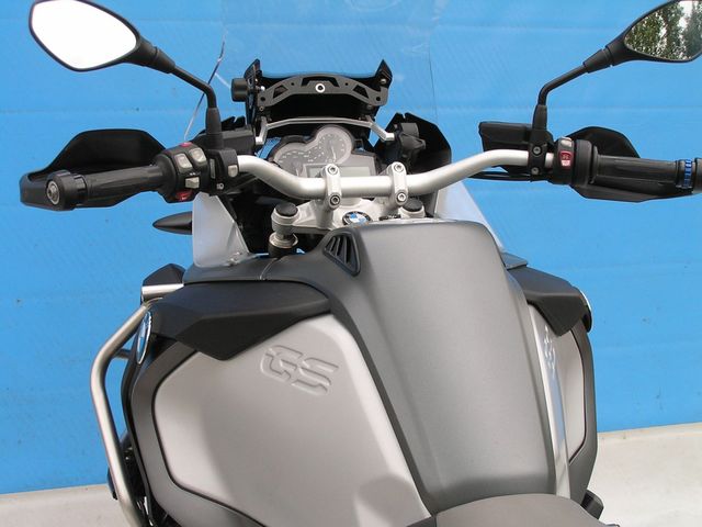bmw - r-1200-gs-adventure
