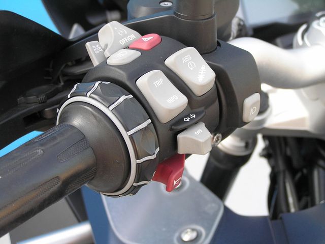 bmw - r-1200-gs-adventure