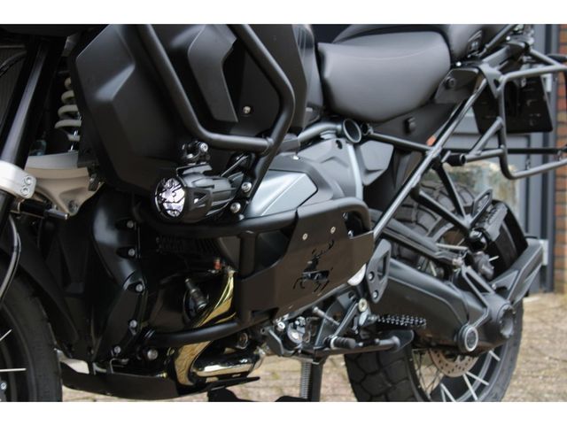 bmw - r-1200-gs-adventure-triple-black