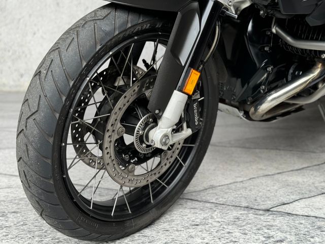 bmw - r-1200-gs-adventure-triple-black