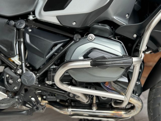 bmw - r-1200-gs-adventure-triple-black