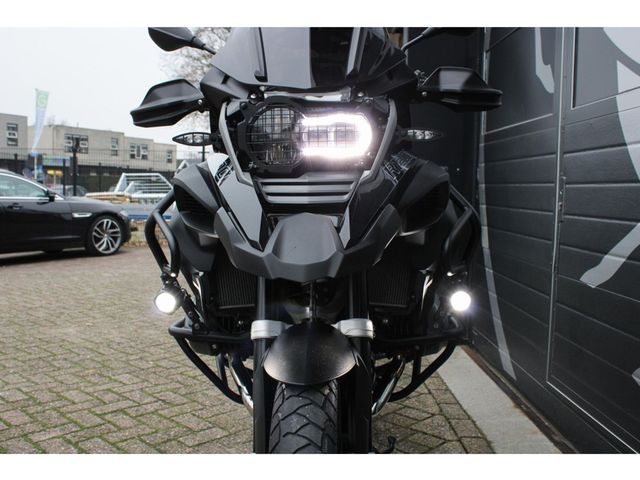 bmw - r-1200-gs-adventure-triple-black